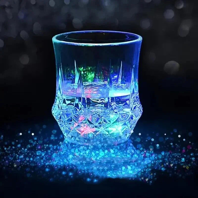 New Colorful Glowing Cup Pour Water and It Lights up Inductive Pineapple Cup KTV Bar Color Changing Beer Cup 200Ml