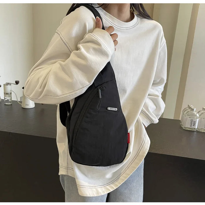 Droplet Shaped Nylon Waterproof Unisex Chest Bag Women Sport Phone Crossbody Bag Men Cycling Portable Versatile Shoulder Bag 

Waterproof Nylon Chest Bag: Versatile Unisex Sport Shoulder Bag for Cycling & More!  Lacatang Shop Lacatang Shop 