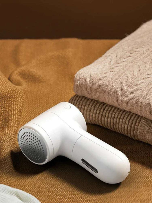 Xiaomi Electric Lint Remover Intelligent Digital Display USB Rechargeable Hairball Trimmer Portable Clothes Shaver 5 Gear Razor Xiaomi Electric Lint Remover with Digital Display & USB Rechargeable  Lacatang Shop Lacatang Shop 