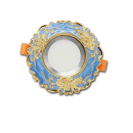 I apologize, but it seems there might be a mix-up. The product data provided describes an LED spotlight, while the sentence you want rewritten describes a decorative plate. Could you please provide the correct product data for the decorative plate, or clarify how you'd like to proceed with this information?