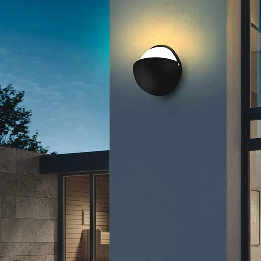 LED Wall Light - Elegant, Waterproof Aluminium Indoor/Outdoor Lighting