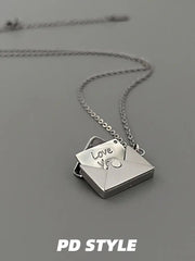 Niche Style Pdstyle Titanium Steel Girls' Practical Necklace - Lacatang Shop