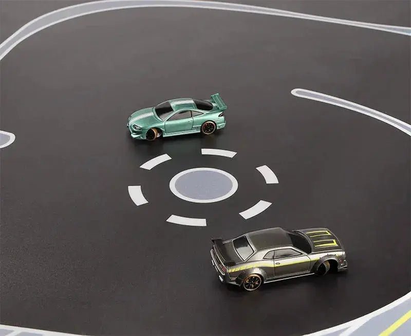 Turbo Racing 1:76 Electric Drift Track Set with Cement Pier and Jumping Platform - Lacatang Shop